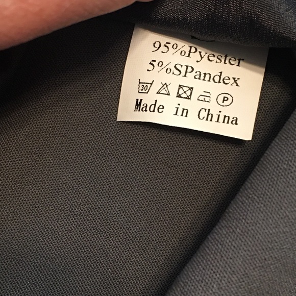 Sleeveless Lace Crochet Top - Picture 9 of 10